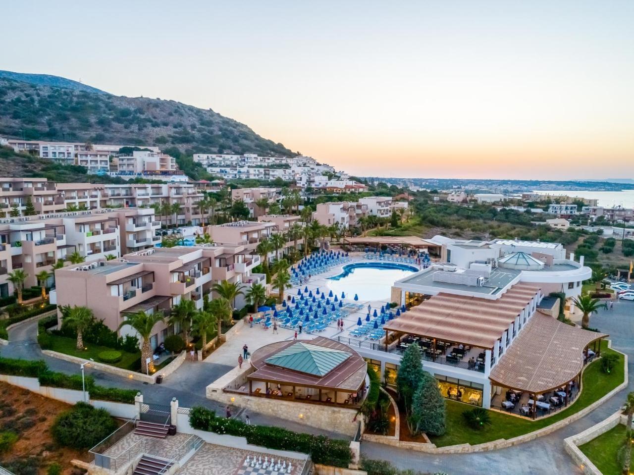 Grand Hotel Holiday Resort Hersonissos  Exterior foto